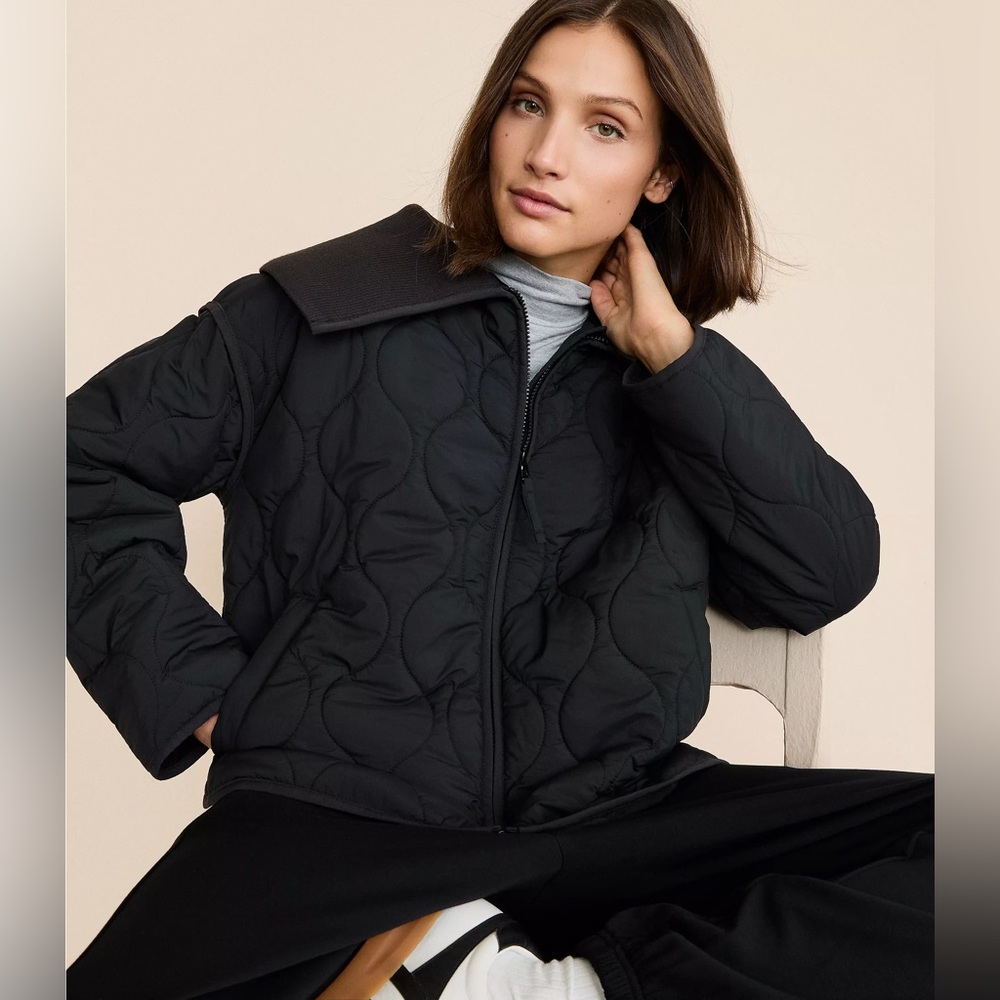 Lou & Grey Quilted Black Jacket Size S/P NWTS - never worn 
Runs LARGE